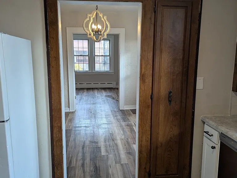 531 Halsey Ave — Photo 6