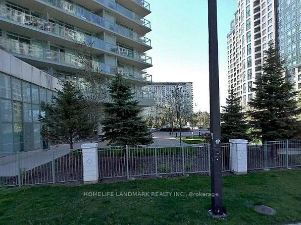 5508 Yonge St S, Toronto, ON