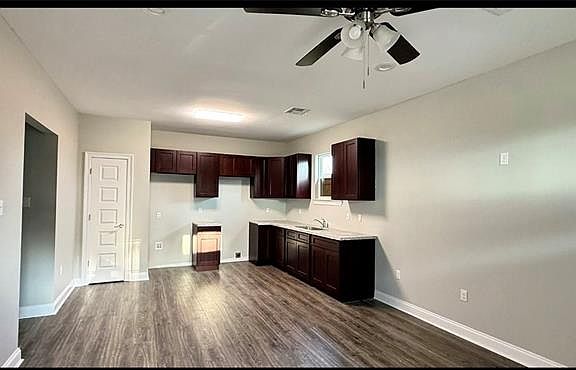 4th image of 7935 Read Blvd