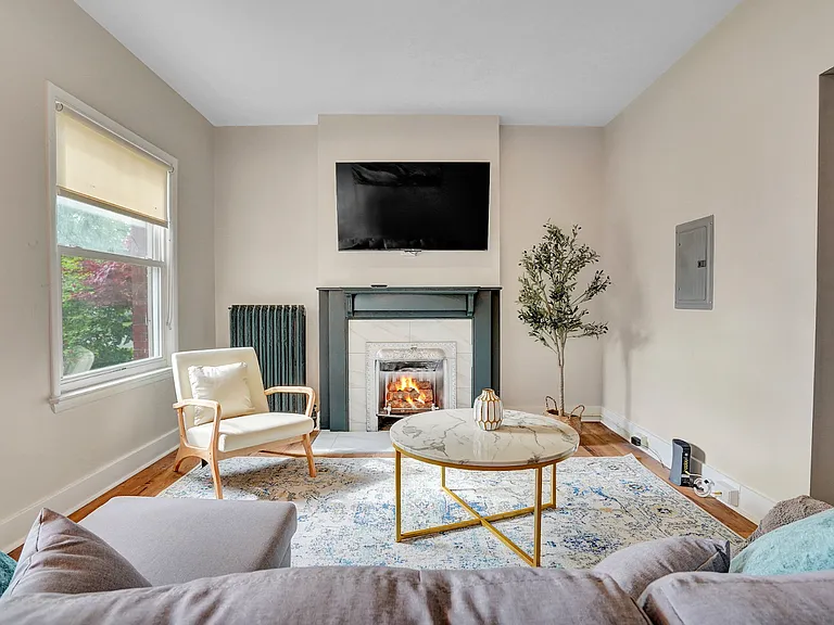 273 Richmond Avenue — Photo 22