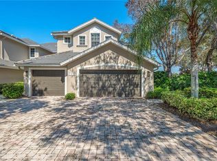 7132 Timberland Cir APT 102, Naples, FL 34109