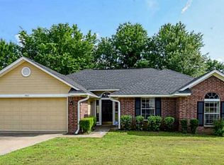505 J St, Barling, AR 72923