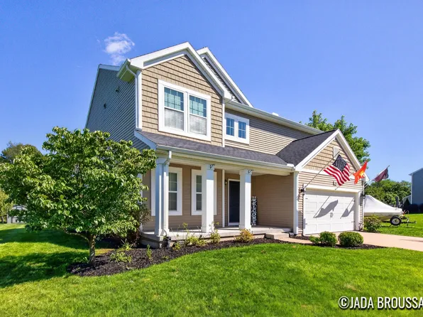 1162 Springview Ct, Middleville, MI 49333