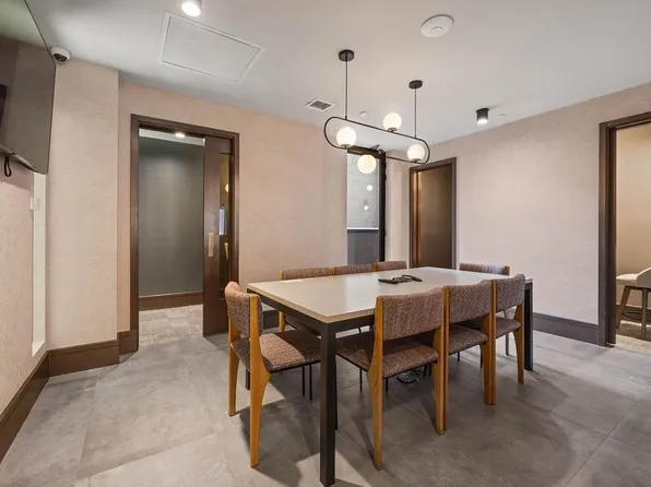 262 9th Street image 28 of 35