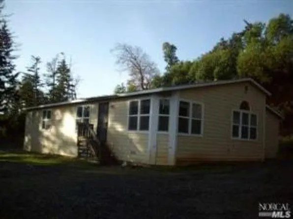 16380 Blue Jay Ln, Willits, CA 95490