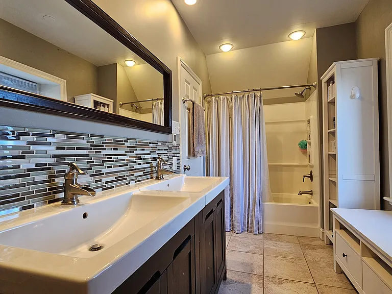 367 N Main St #C — Photo 15