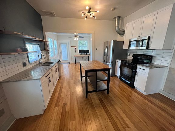3rd image of 4113 N Suwanee Ave
