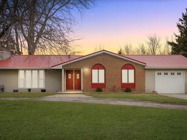 204 W 1st St, Hammond, IL 61929