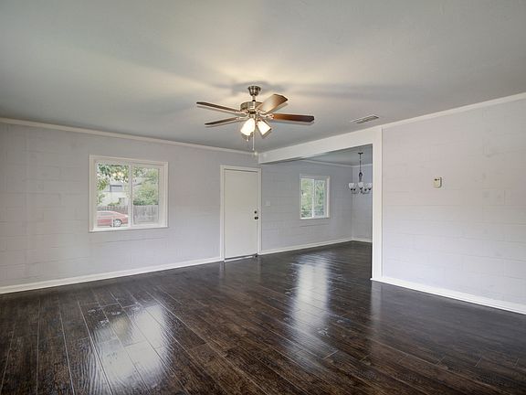 4th image of 1745 Rosalind St