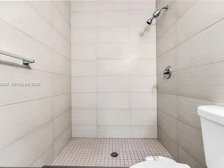 1029 SW 11th Ave #1029 — Photo 28