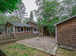 15950 Roe St, Buchanan, MI 49107