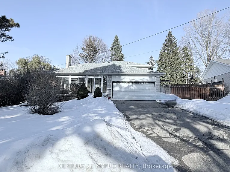 62 Geraldton Cres #LOWER — Photo 9