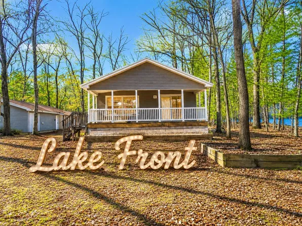 11000 N Wilvan Dr, Bitely, MI 49309