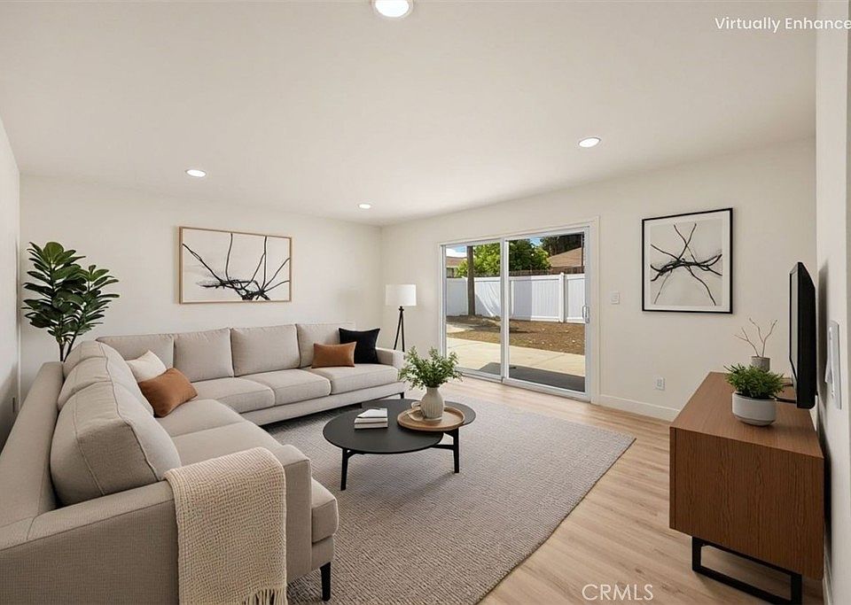 1st image of 24830 Lukewood Pl