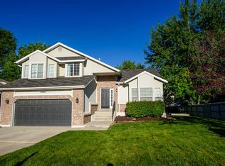 8566 S 920 E, Sandy, UT 84094