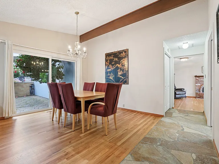 616 109th Ave SE — Photo 9