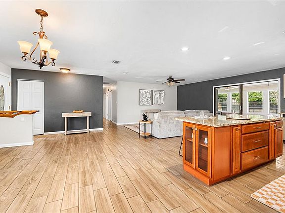 5th image of 8604 NW 1st Ave