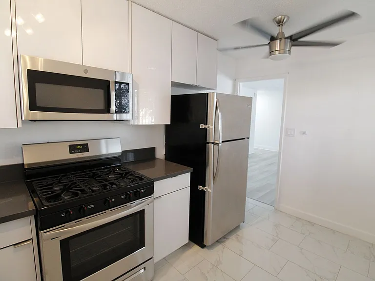 Westmont Apartments LLC — Photo 18