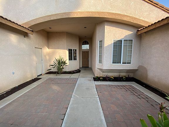 4th image of 1646 E Victor Avenue