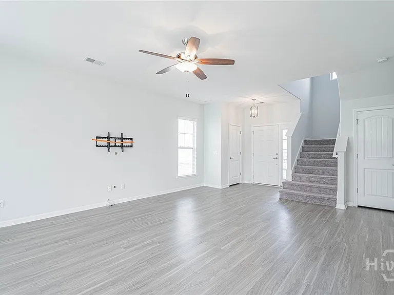 185 Brickhill Cir — Photo 7