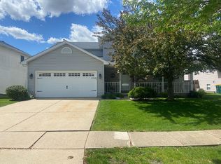 24936 S Cashel Bay Rd, Manhattan, IL 60442