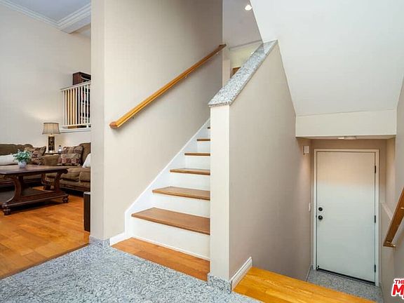 4th image of 546 W Olive St