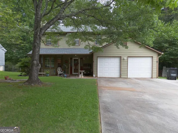 2906 Hidden Dr, Lawrenceville, GA 30044