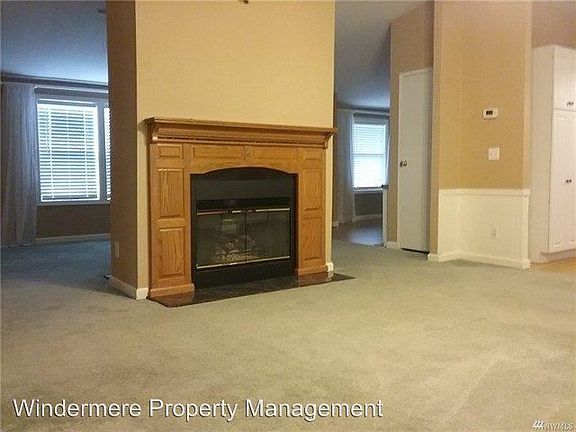 4th image of 1645 NW Gillespie Way
