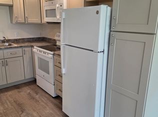 9D River Street, Newmarket, NH 03857