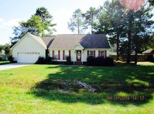2938 Birchwood Dr, Waycross, GA 31503