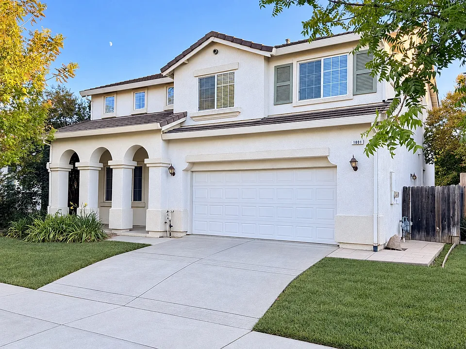 1801 Redondo Rd