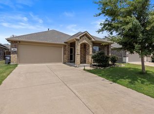 908 Silverbell St, Princeton, TX 75407