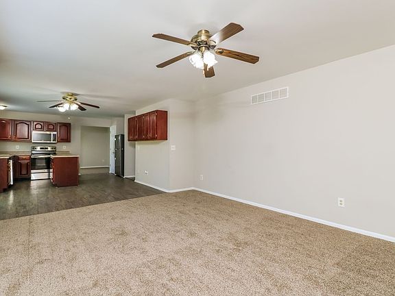 4th image of 507 Autumn Run Ct