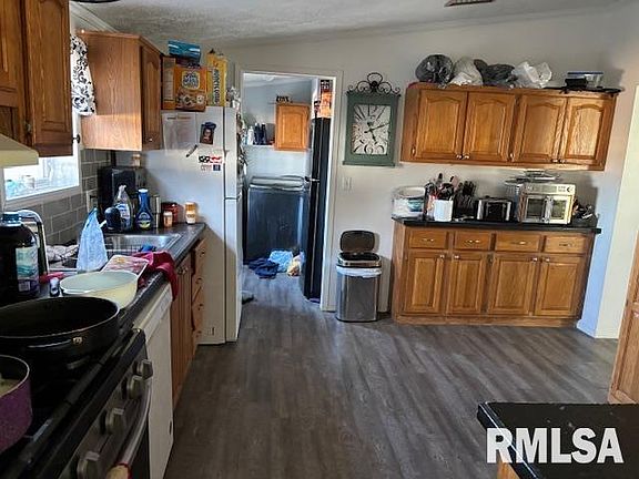 4th image of 307 S Main St