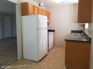 1004 2nd St APT 4, Redding, CA 96002