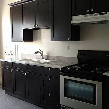 5th image of 457 Westford St