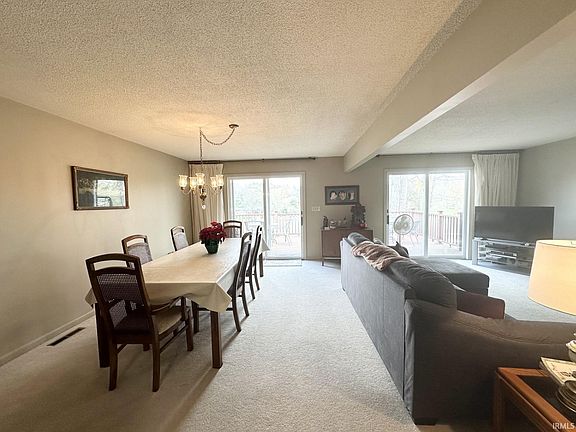 5th image of 468 W Prancer Dr N