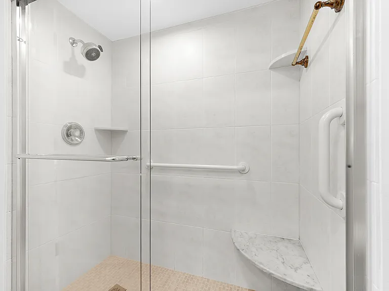 4401 Gulf Of Mexico Dr #907 — Photo 38