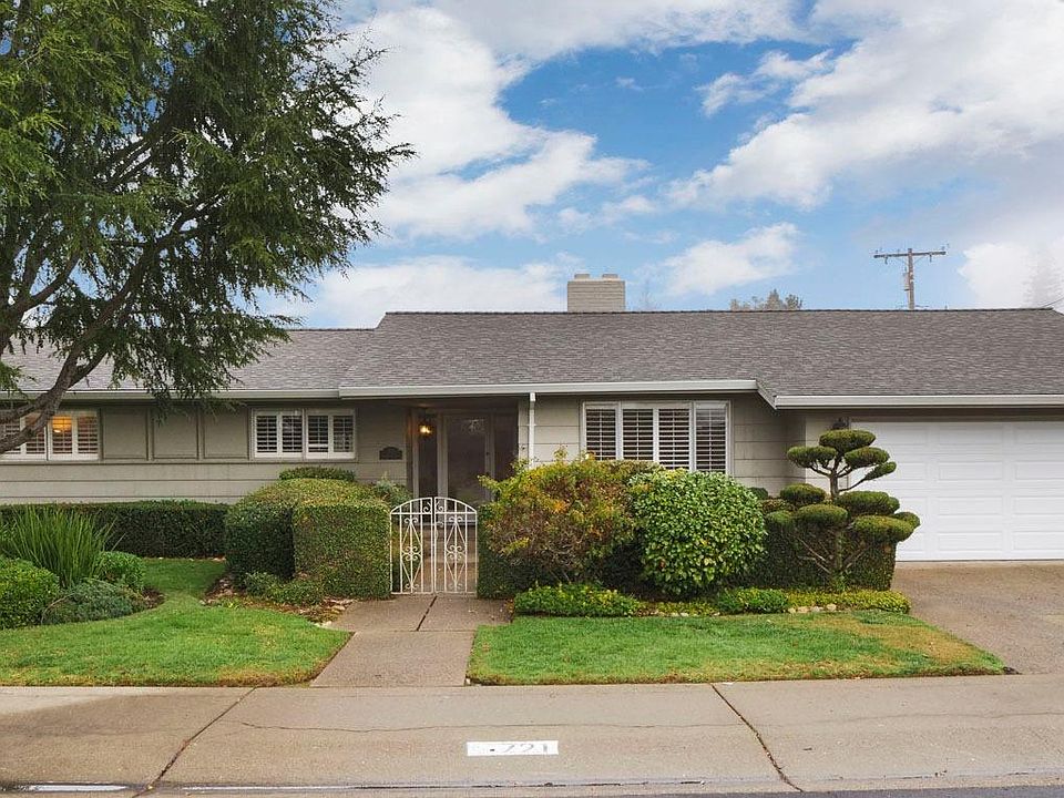 1st image of 721 Birchwood Dr