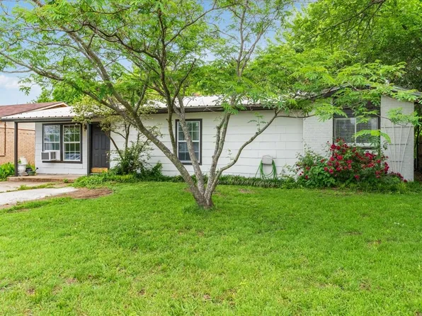 716 N Cummings Dr, Alvarado, TX 76009