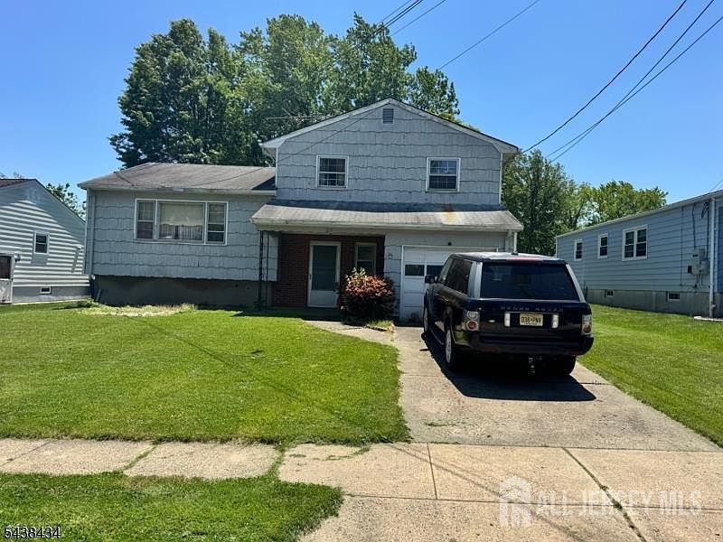 1st image of 218 Summit Ave