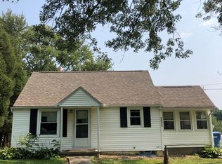 2923 Pickle Rd, Akron, OH 44312