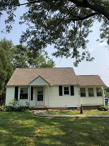 2923 Pickle Rd Photo 1
