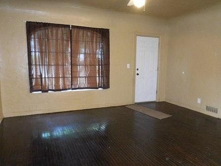 1st image of 208 S 6th Ave #A