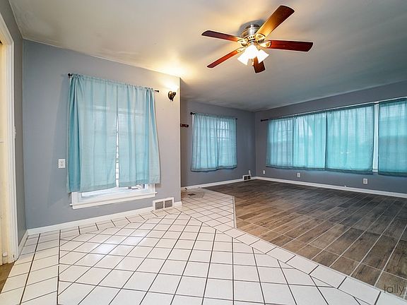 5th image of 1704 W Charles St