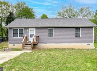 7879 Wicker Ln, La Plata, MD 20646