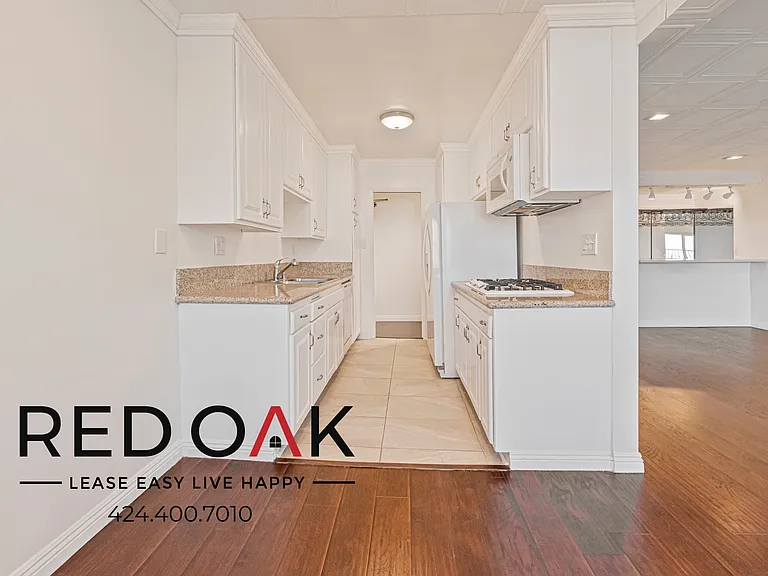1489 S Canfield Ave #206 — Photo 2