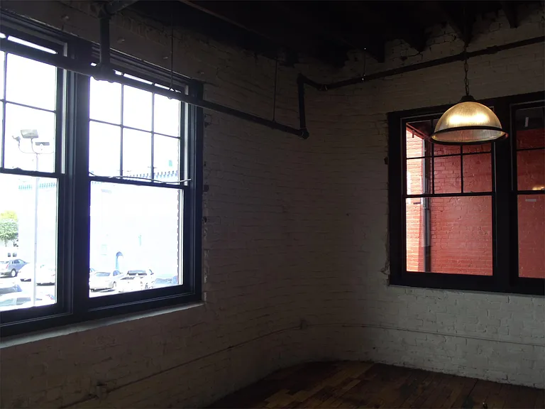 125 Inman St E #201-T — Photo 3