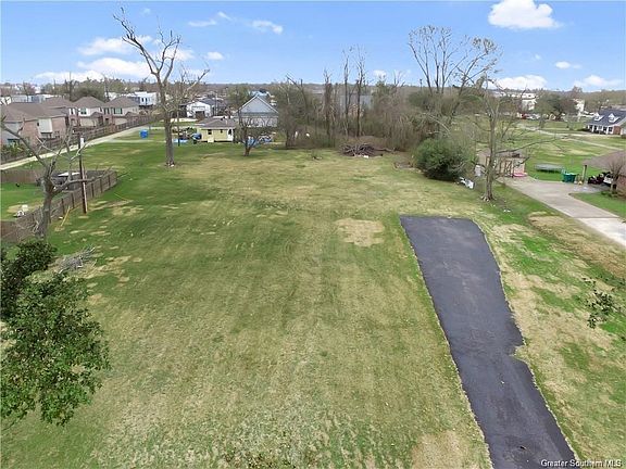 2nd image of 3619 Heard Rd