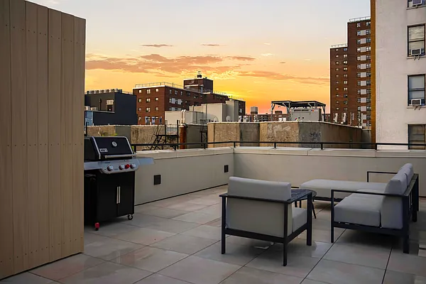 Sold by SERHANT. | media 7